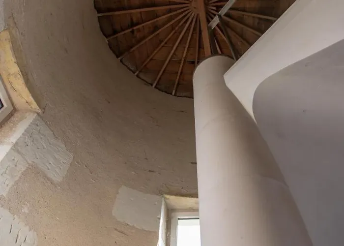 Vignoble Chateau Piegue - Winery Bed & Breakfast